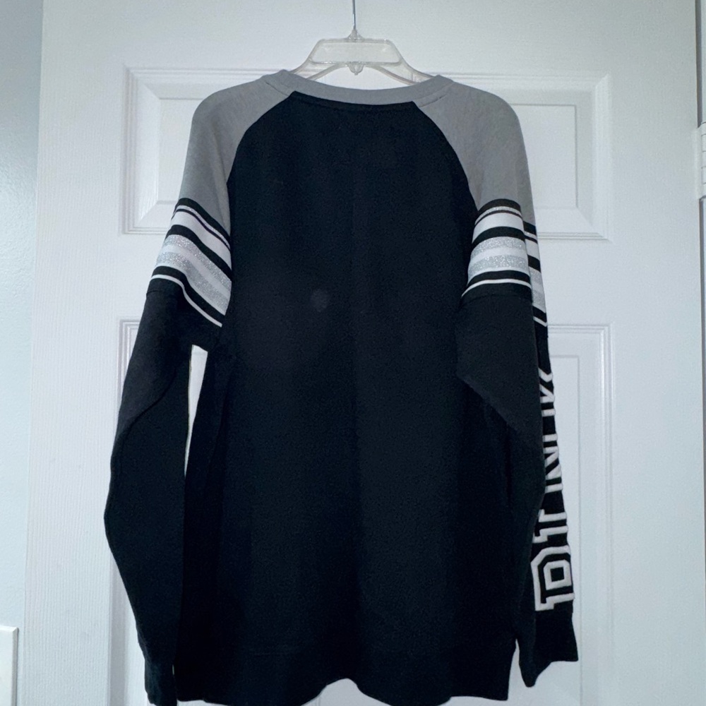 Victoria's Secret PINK Campus Crew sweatshirt! - Picture 6 of 6
